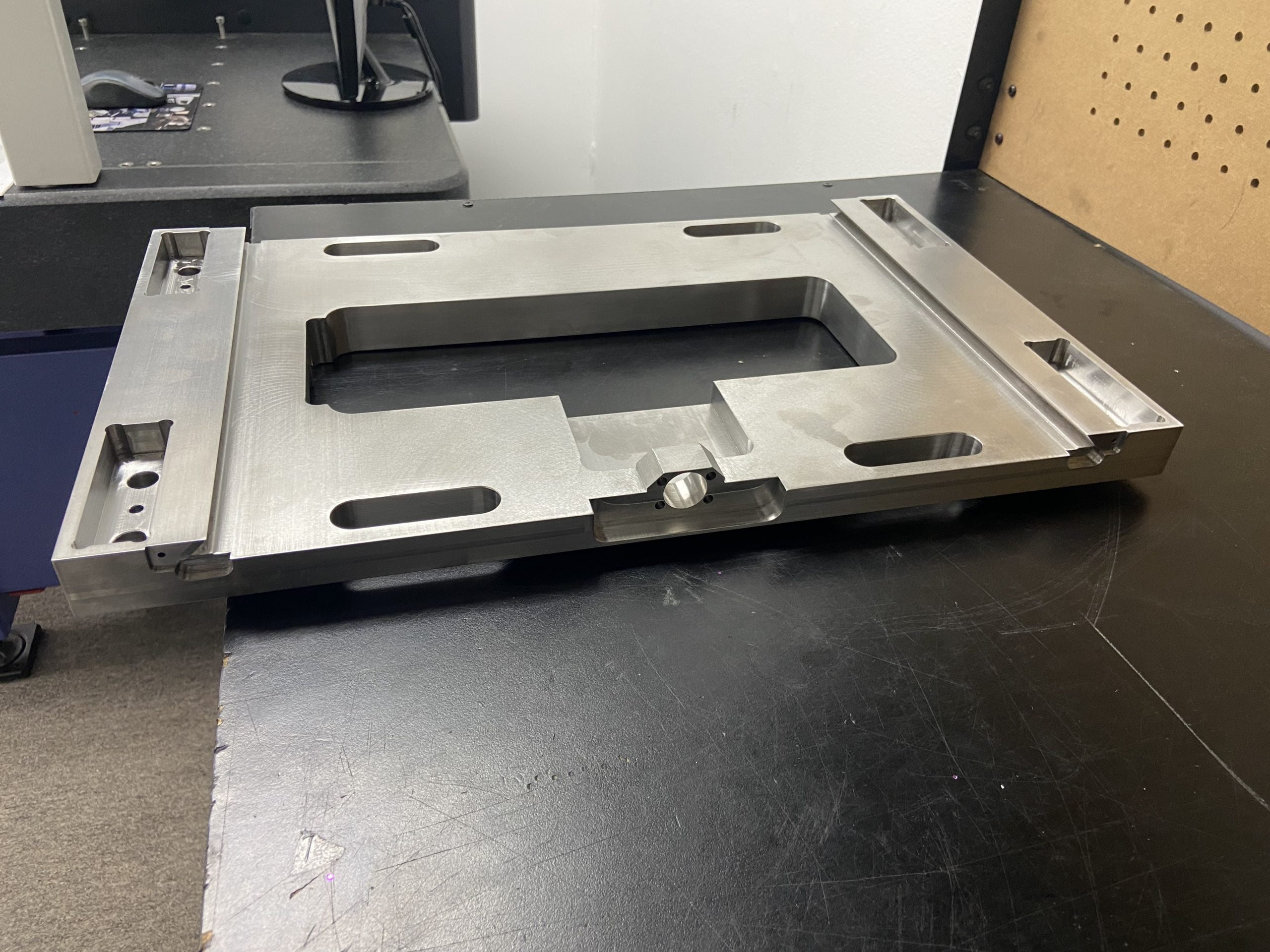 Precision machined CNC part